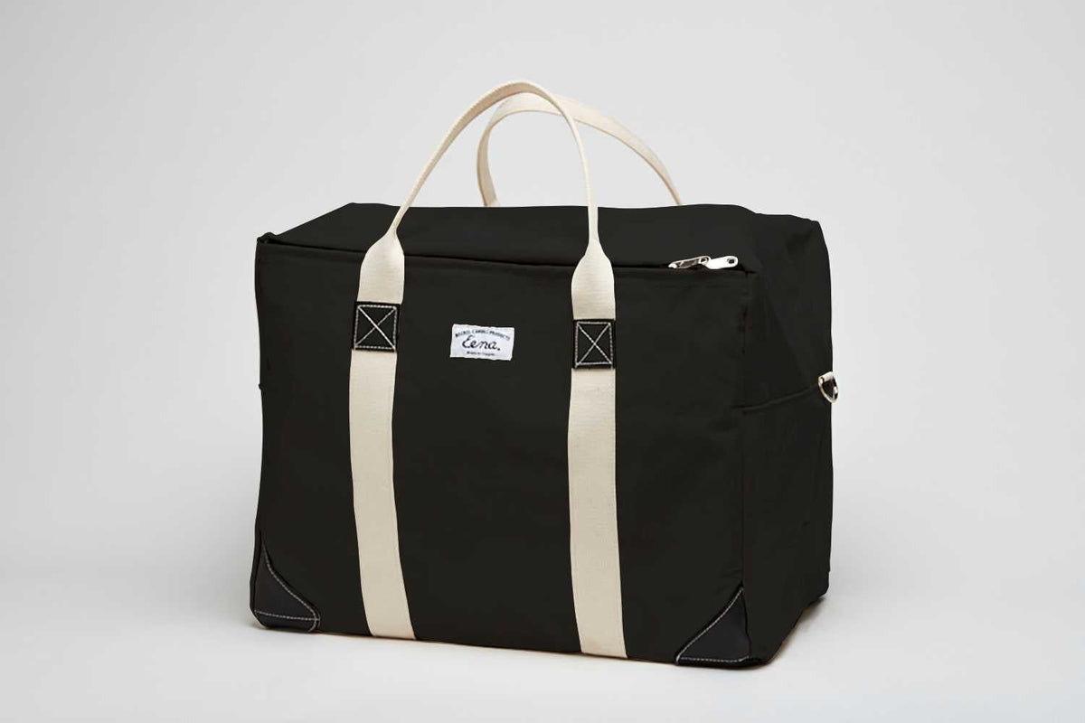 black cargo bag