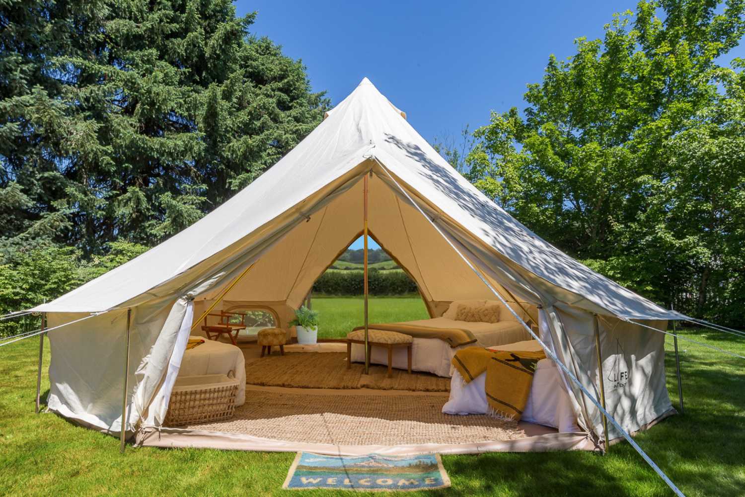 huge tent for camping 19' (6m) Fernweh Double-door Bell Tent