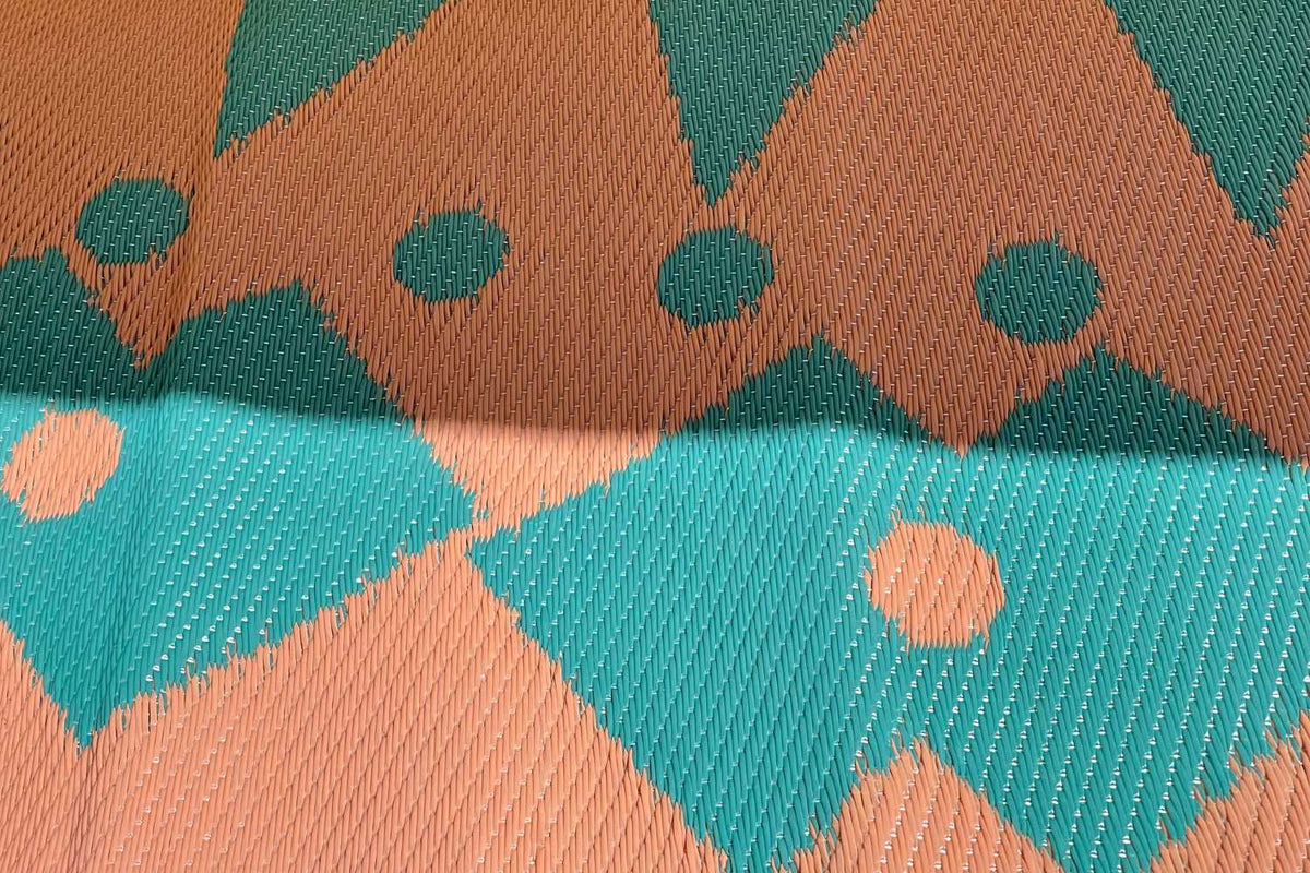 poly bell tent carpet design