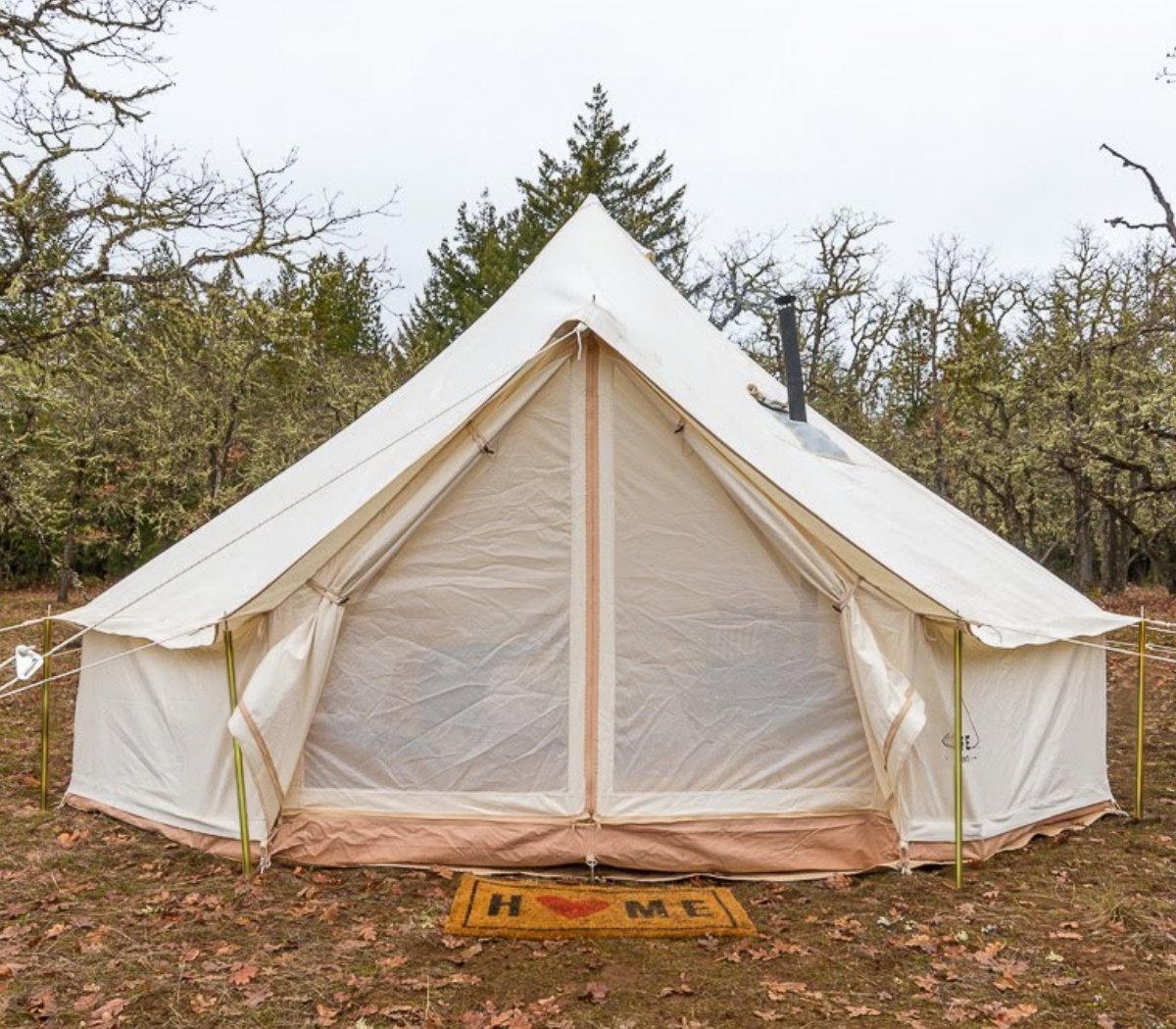 Bell tent with stove jack